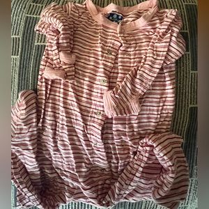 kickee’s pants onsie! soft silky onsie side 3-6 mos.